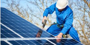 Installation Maintenance Panneaux Solaires Photovoltaïques à Guigny
